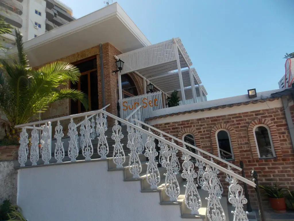 Sunset Suites