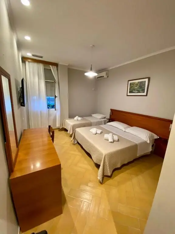 HOTEL NOBEL CENTER