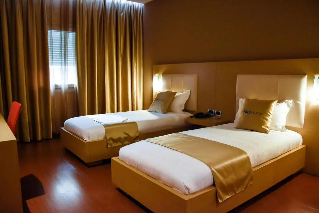 Sky 2 Hotel Tirana