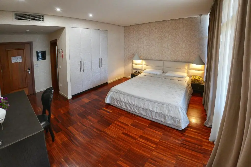 La Boheme Hotel
