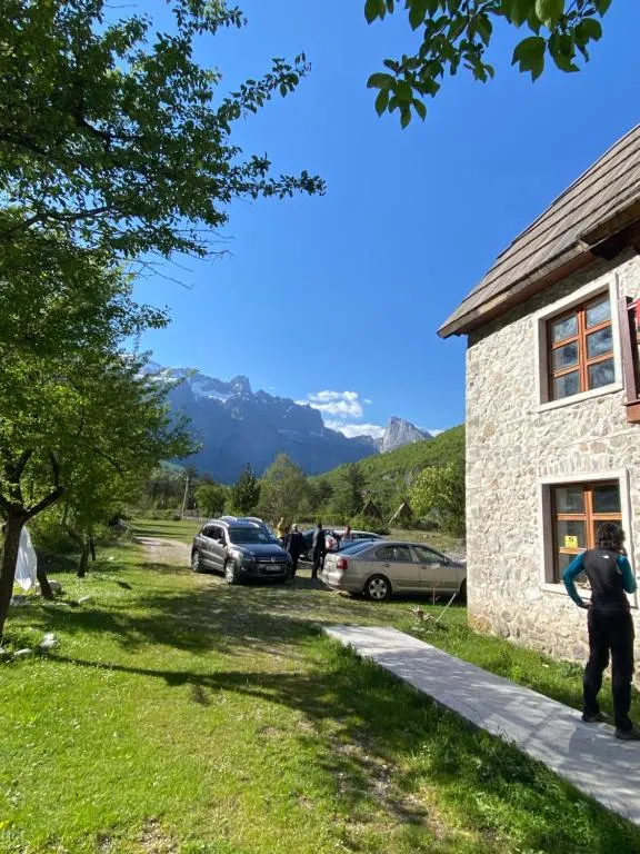 Rupa Guest House