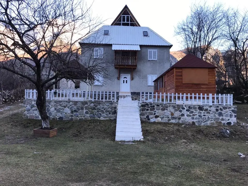 Guesthouse Marashi