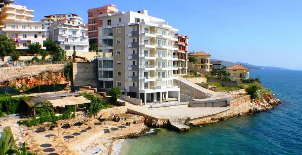 Azzura Apartments With Private Beach