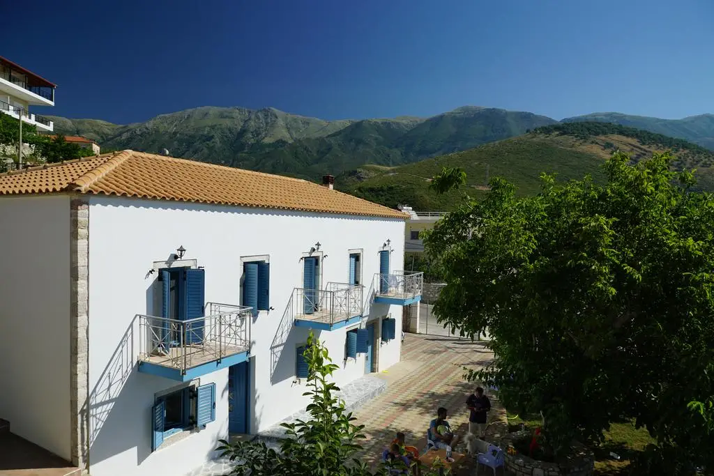 Alex Bed and Breakfast