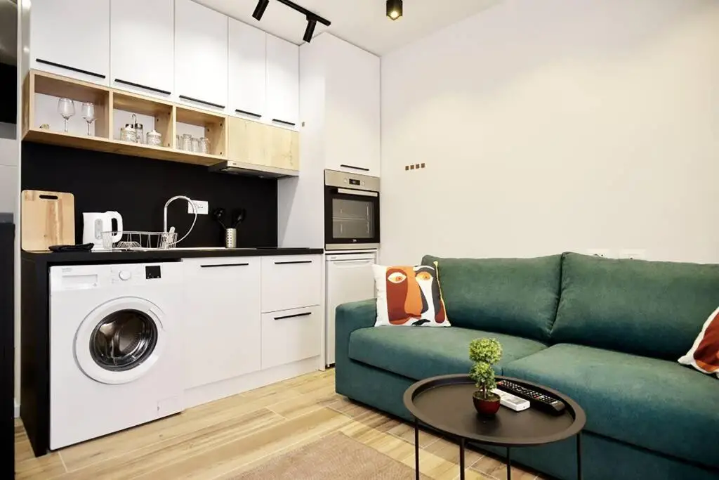 LINA TIA Cozy Studio in Shopping District