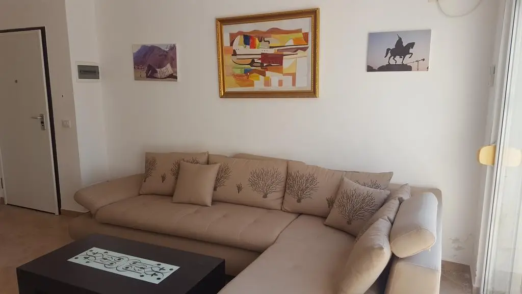 Bougainvillea Sea View Apartament