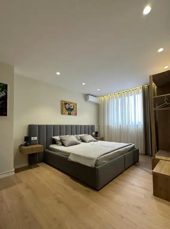 Toto Apartment