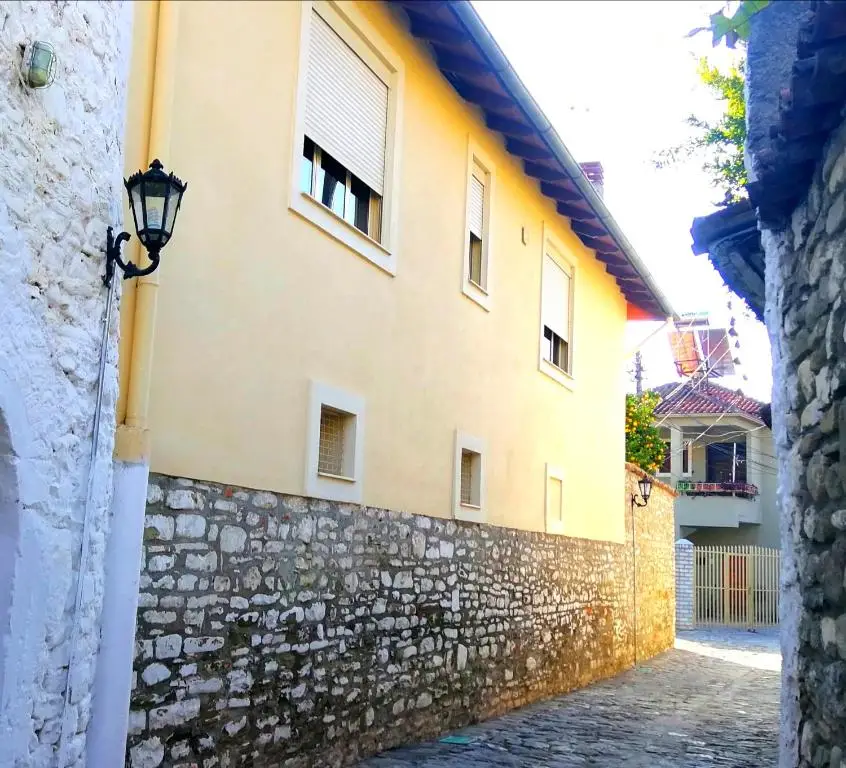CastleHouse