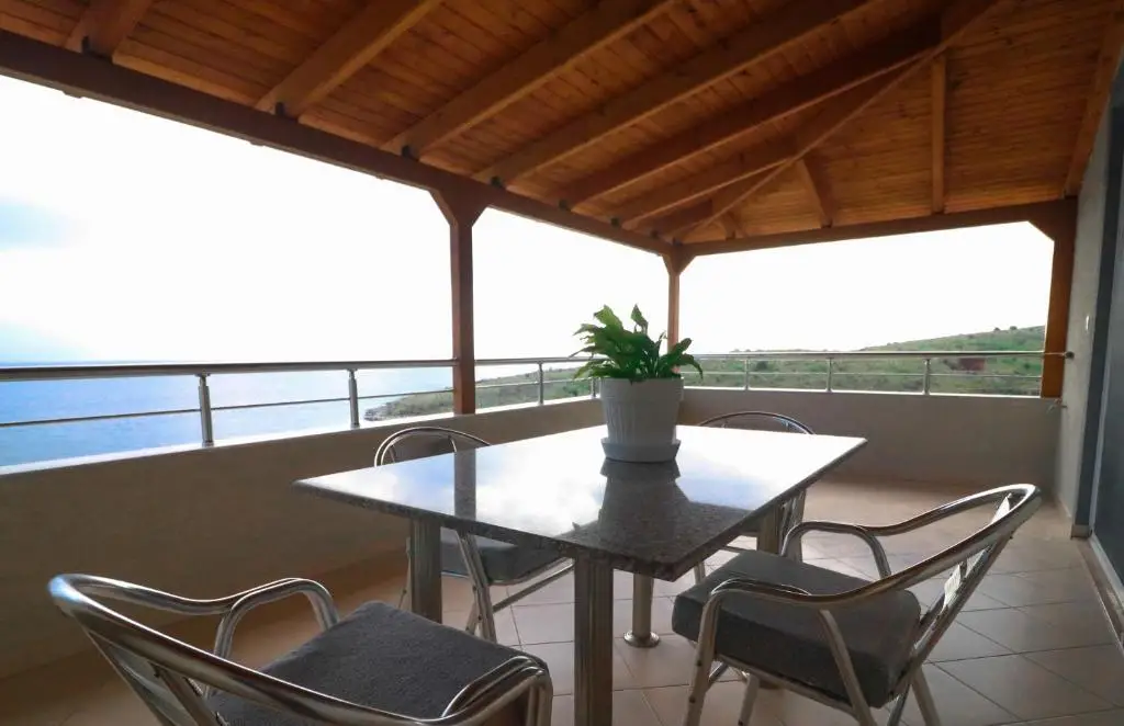 Apartments Vila Roboci