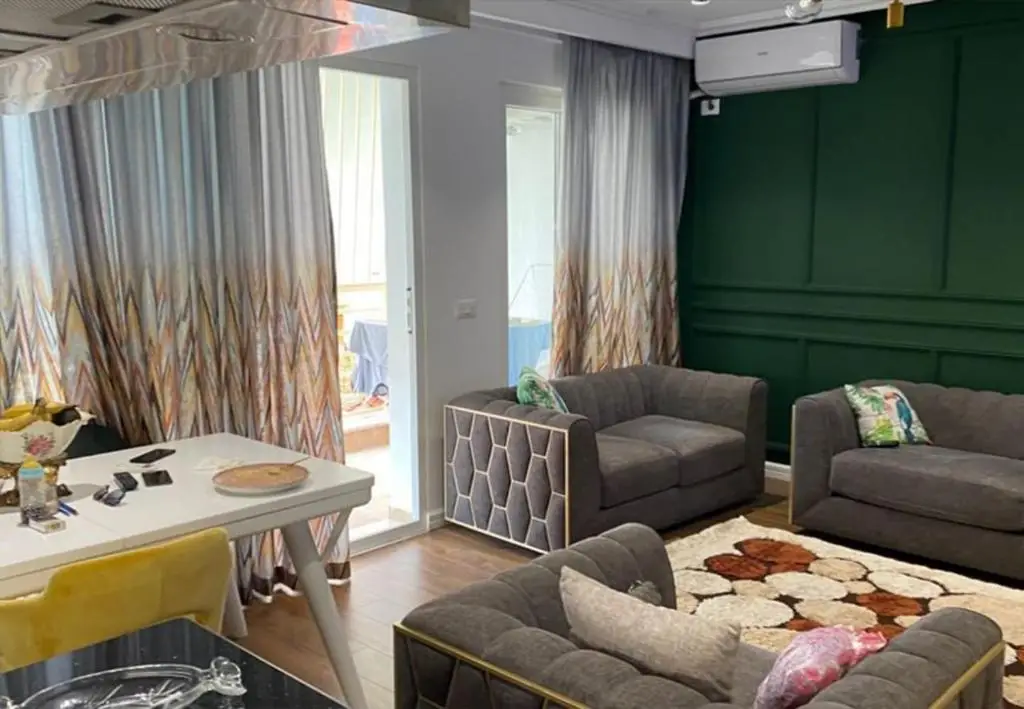 Hollydays Villa