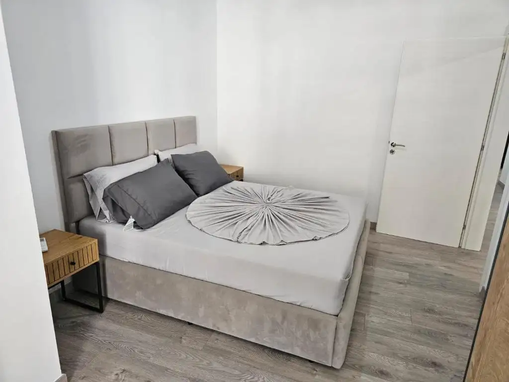 Joanne Apartment