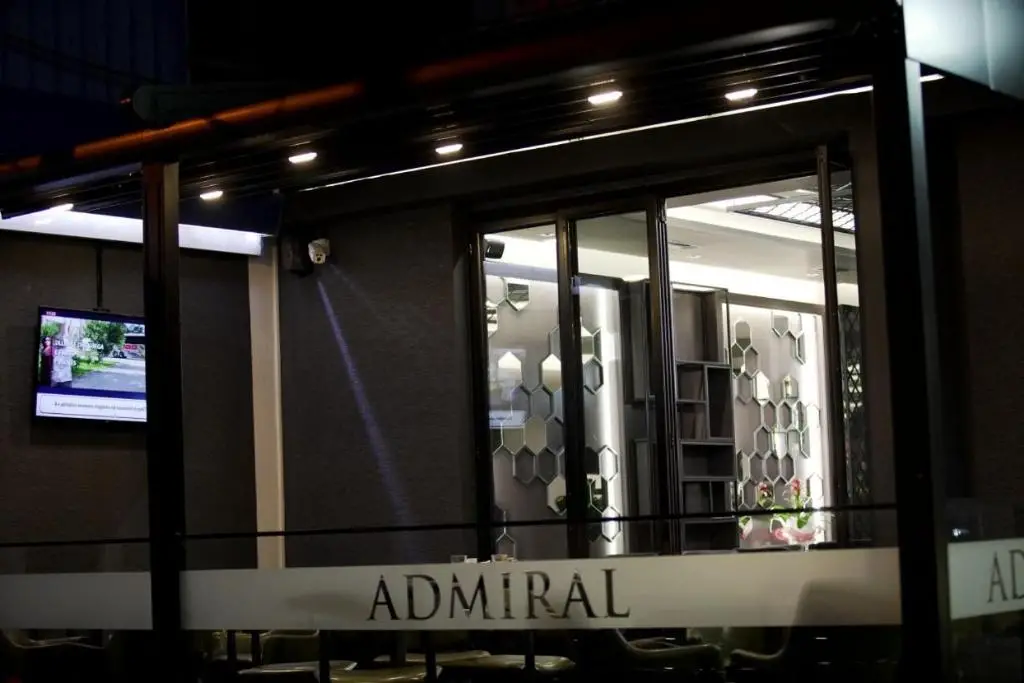 Admiral Hotel 