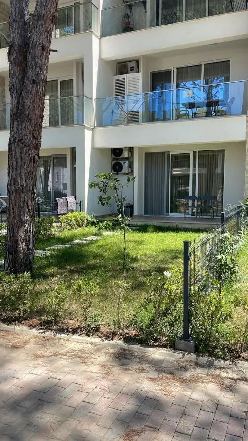 By Breeze Apartments