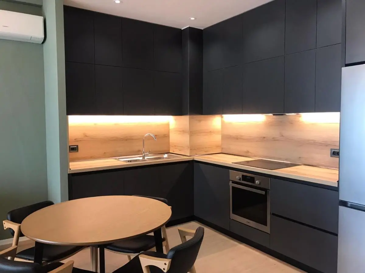 Liam Apartments