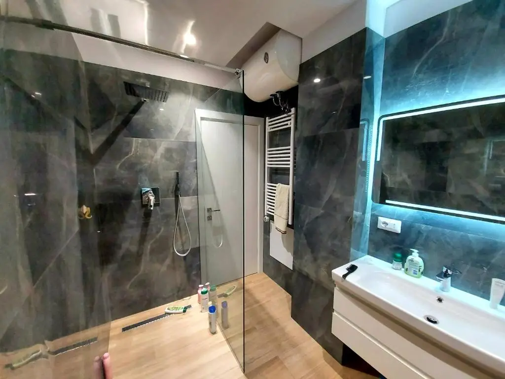 Luxurious Double Bedroom Suite