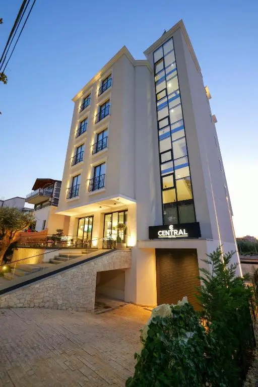 Central Hotel
