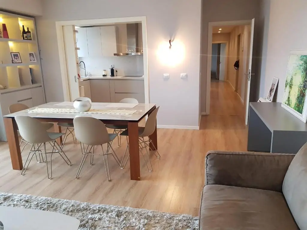 Luxury Apartment Grand Park Air Albania Stadium