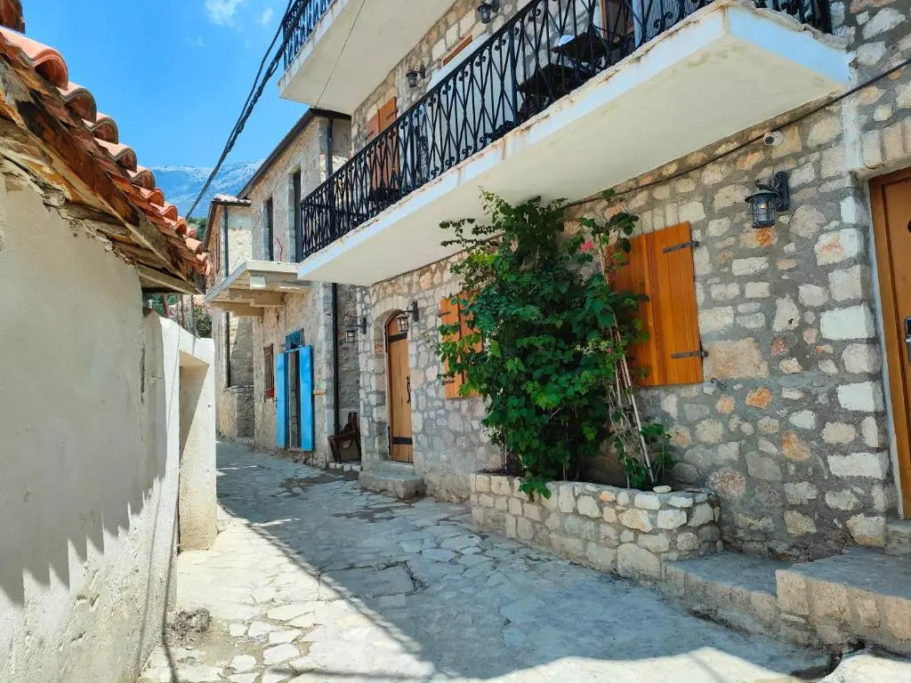 Kalderimi View House