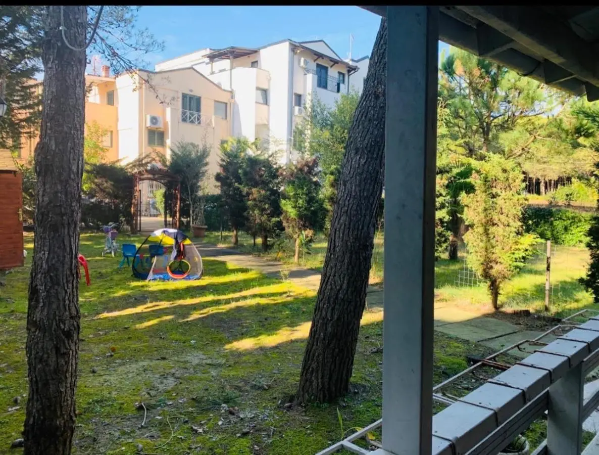 Beach Vila, laguna blue residence, bbq & patio