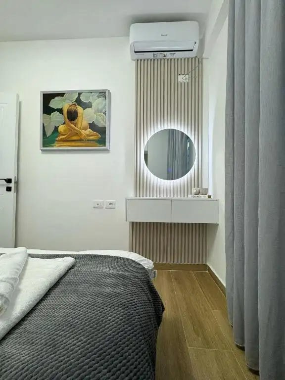 2min walk from sea Lungomare Vlore Jovi Apartment