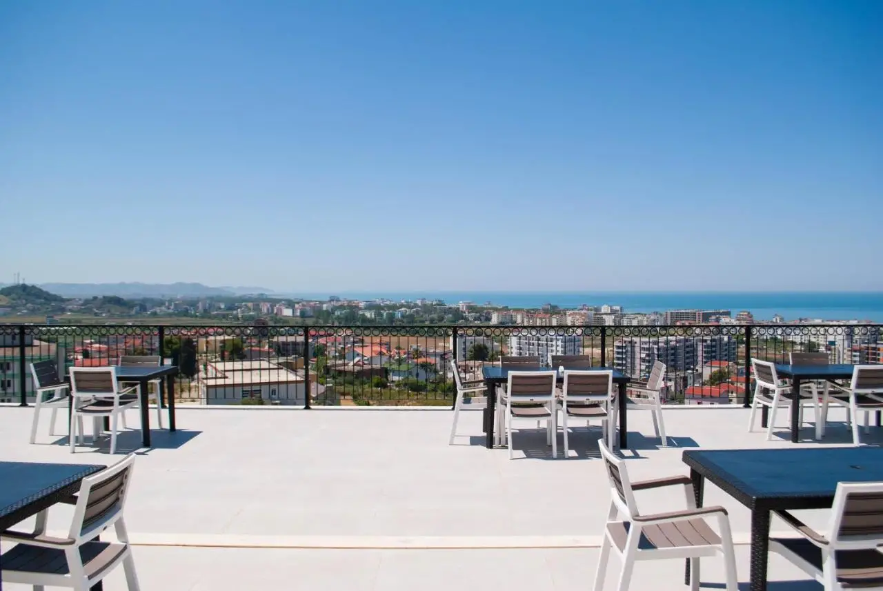 Hilal Palace - Halal