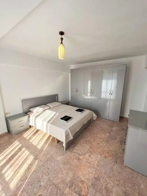 Scanderbeg Square 2BR APT