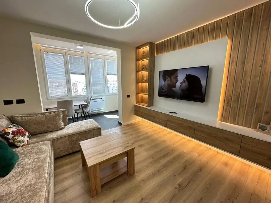 New Bazaar Center Apartment: Stylish Design, Stunning City View