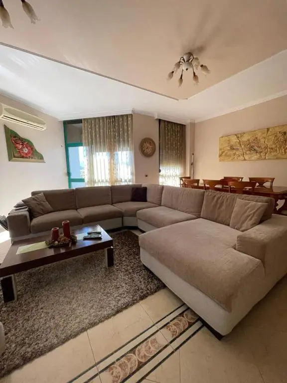 Luxury Center apartment