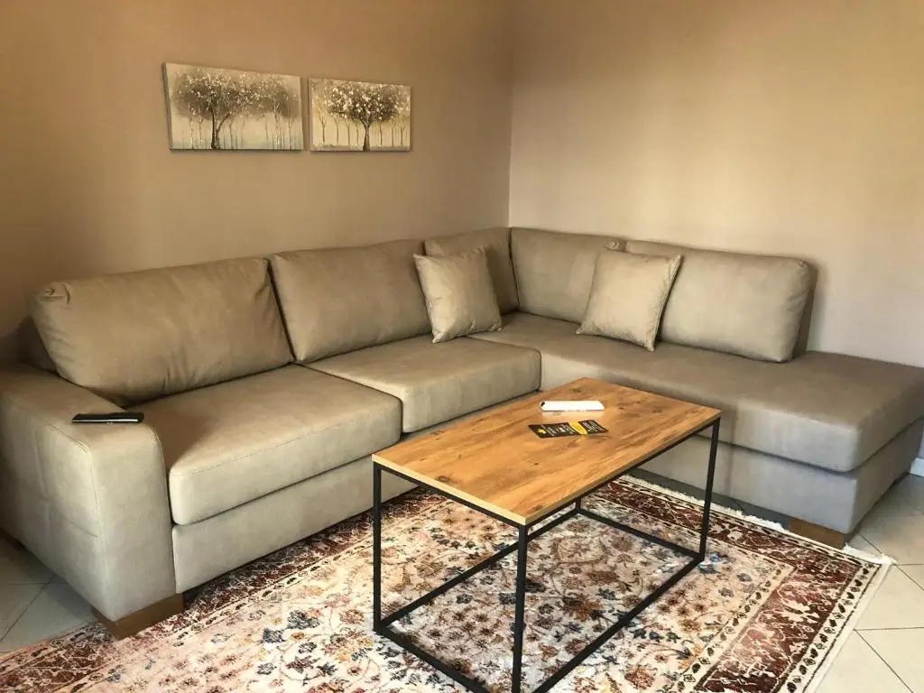 Qemal Stafa Apartment