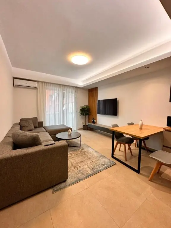 NOON CITY CENTER APARTMENT