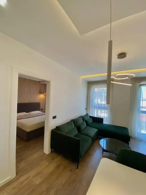 Lux Apartment 02 + Free Parking Post
