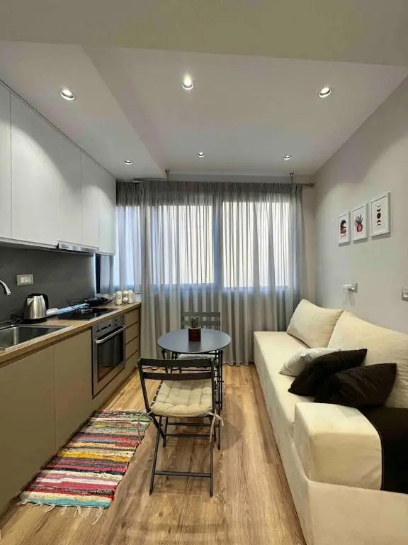 Sunshine Apartment Tirana
