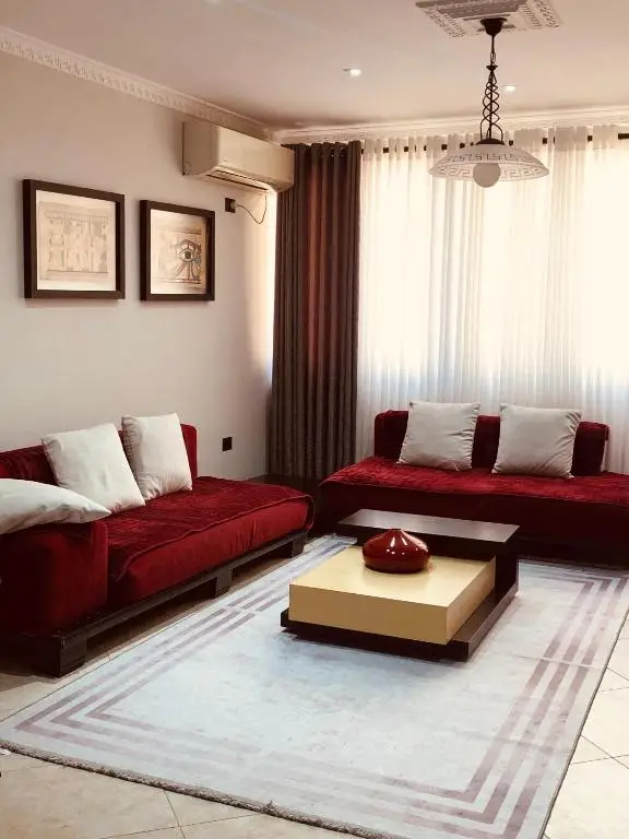 Laureta Cako Apartment
