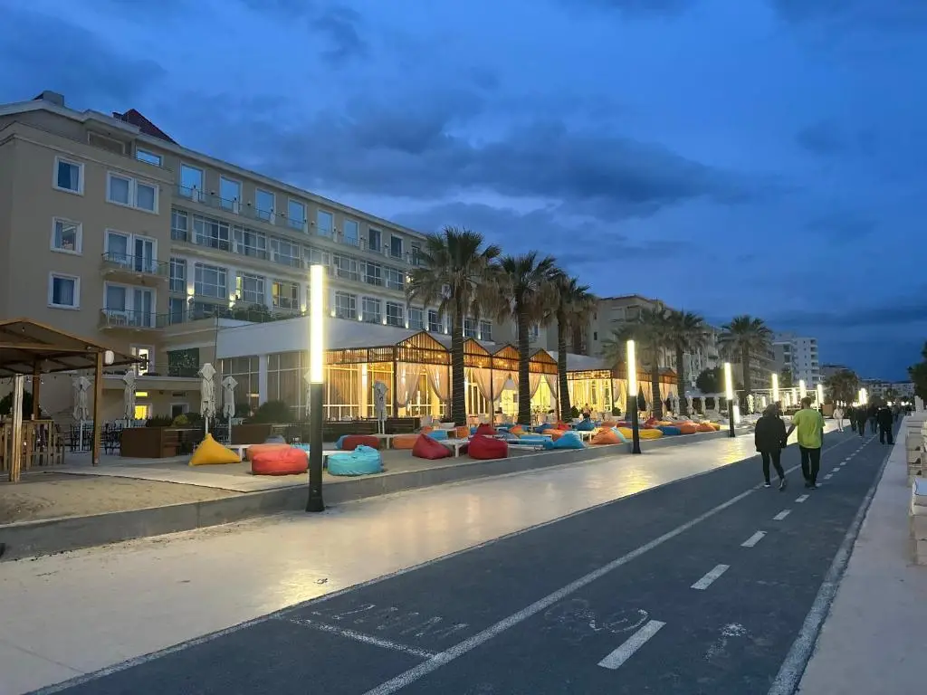 Durres Beach Apartments Toni