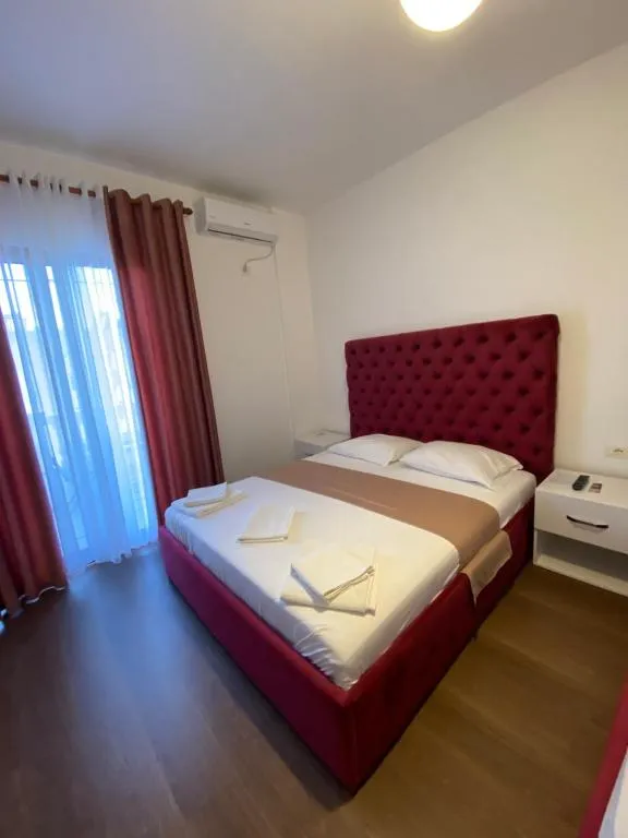 Enia's Room