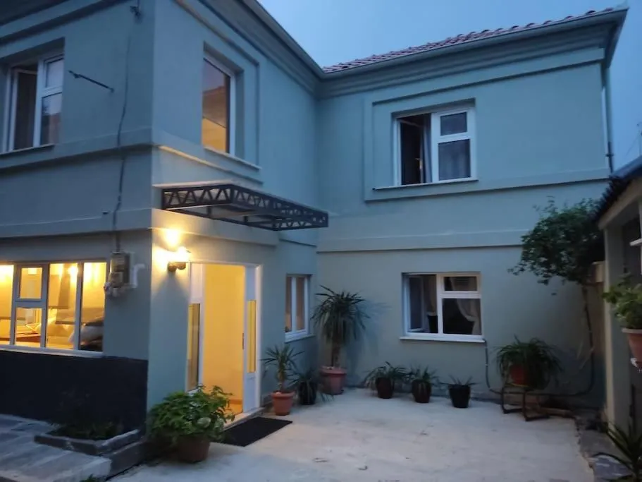 Traditional House L&A Korce