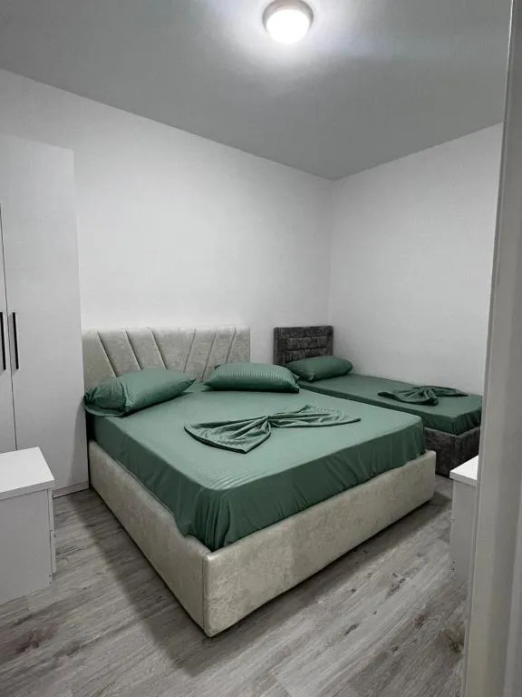 Orlando's Apartments