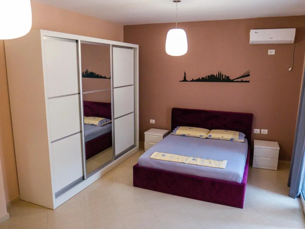 NYC Modern & Spacious Apartament 5 min from seaside