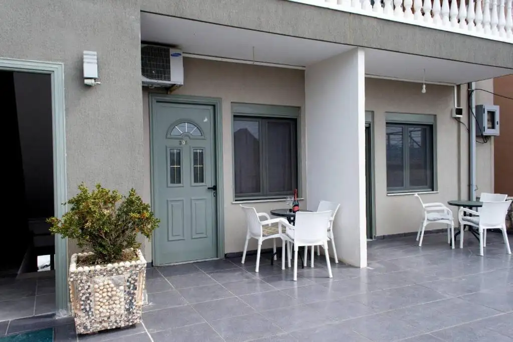 A Sea Side Apartment In Vlora