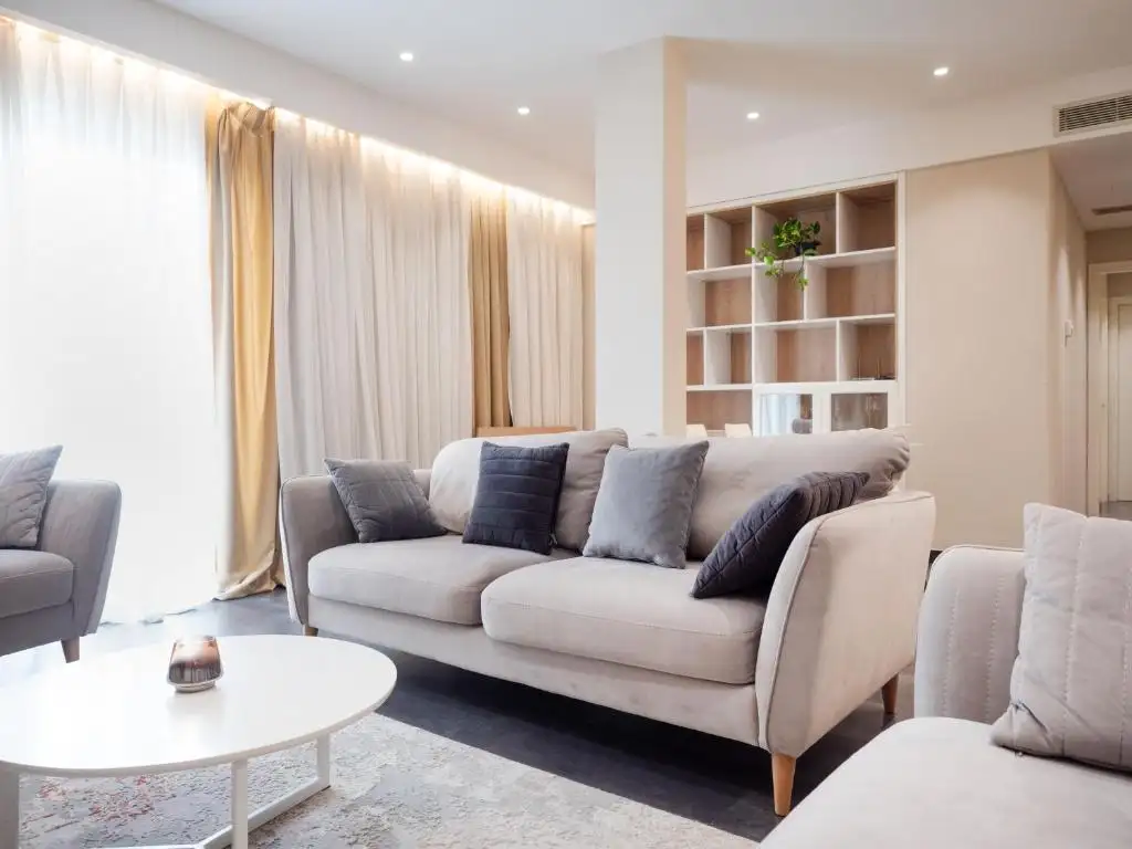 Lake Drive Rooms&Apartments