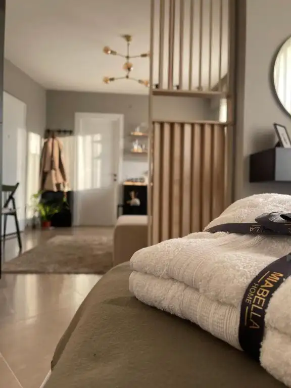 Square INN Modern Studio City Center