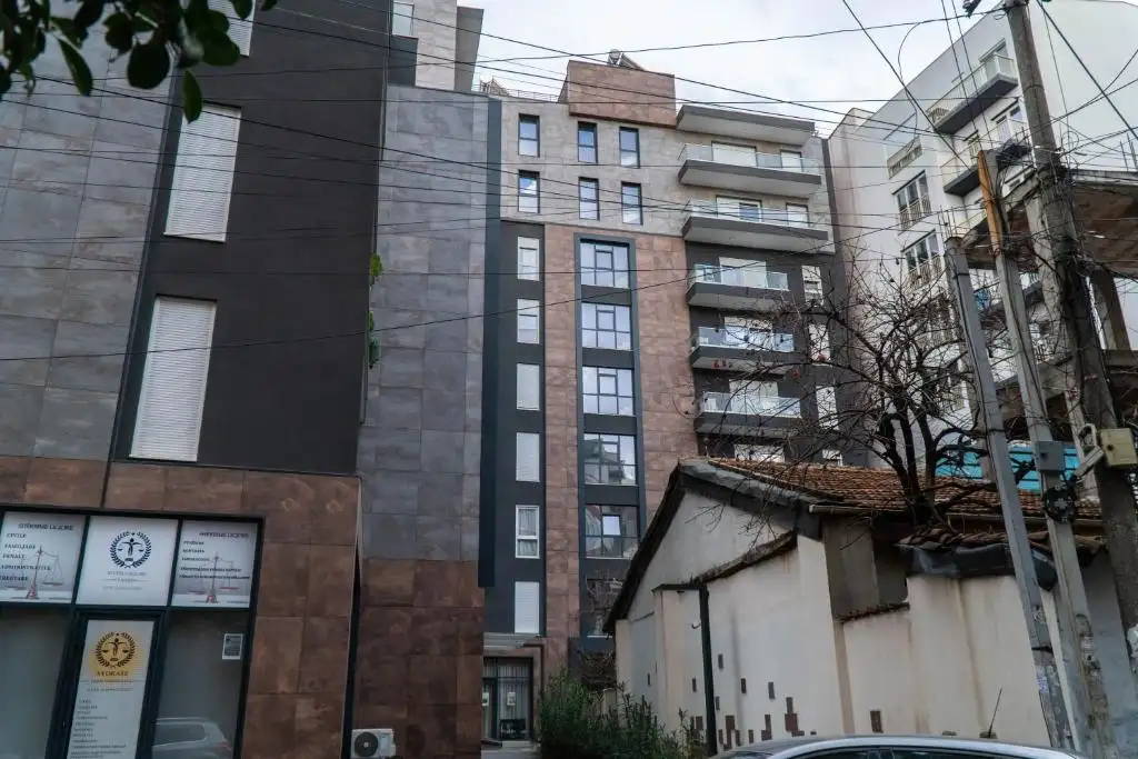 Signature apartment 5