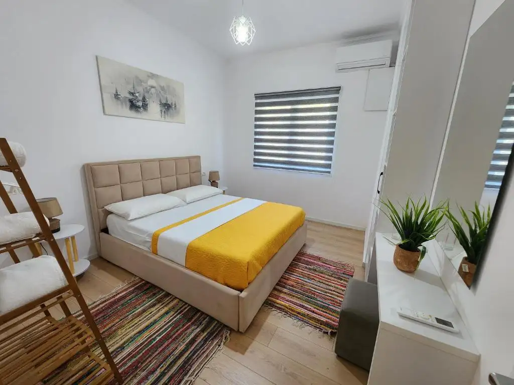 Apartment Sweet 21
