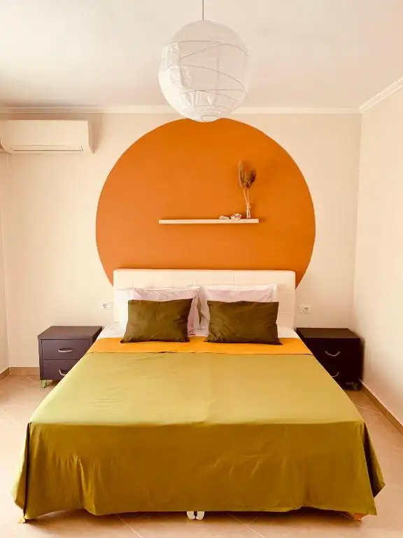 Family Tree - quiet area - SELF check in