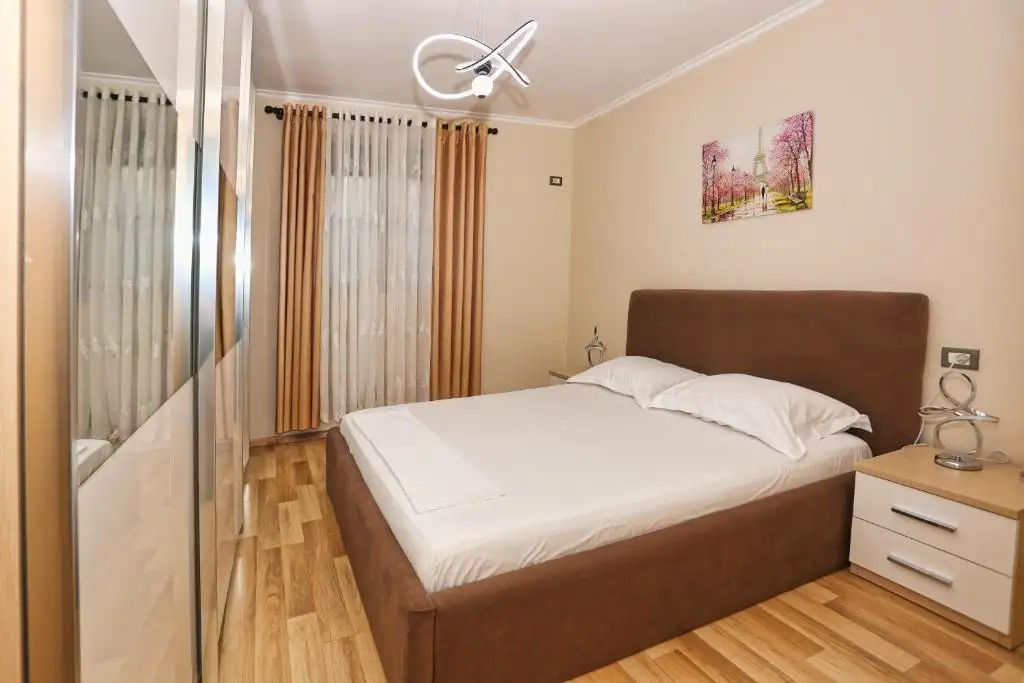 R&B City Center Apartment