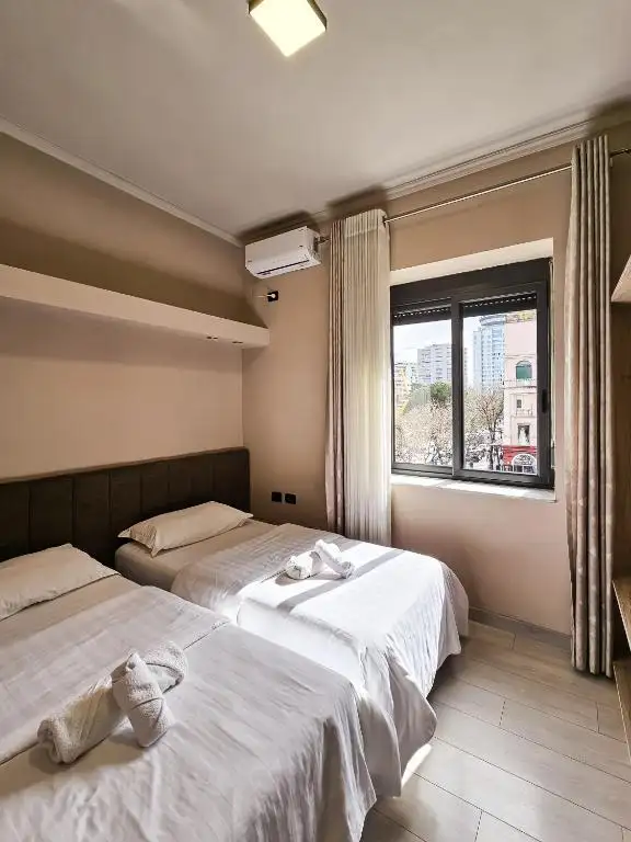 Sunflower Twin room