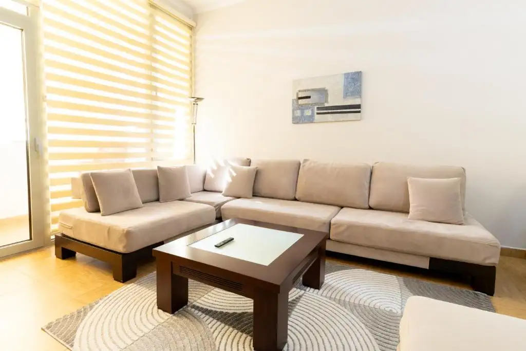 Lakeside Cane Apartment