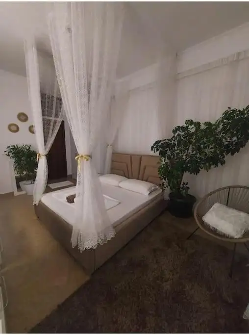 Mia Luxury Apartament Near Tirana Lake Park