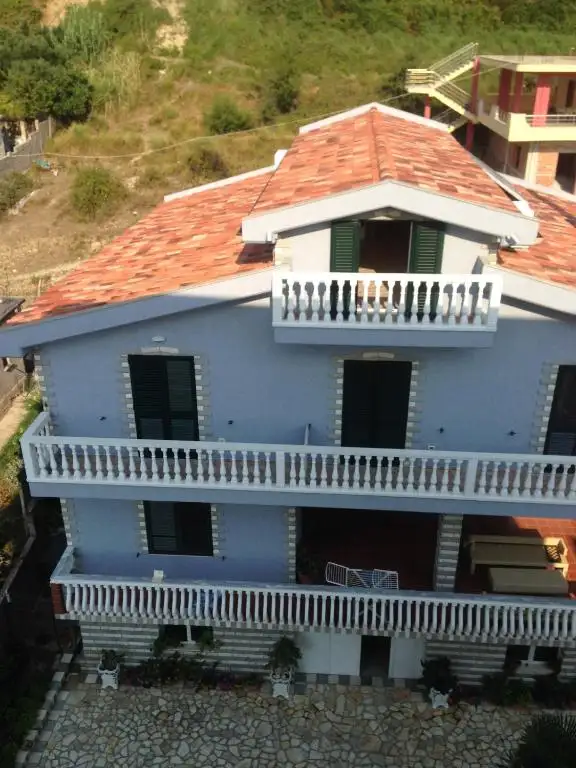 Villa George