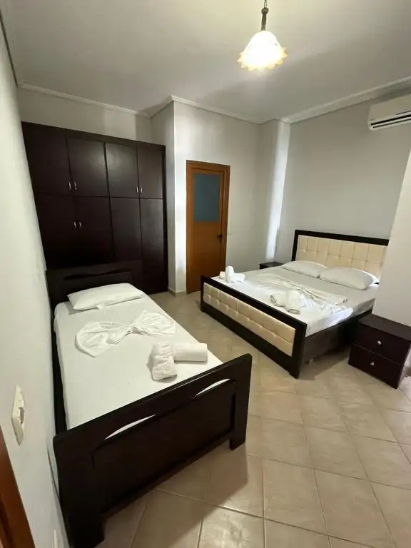 Beach Front Apartment free rooftop pool access